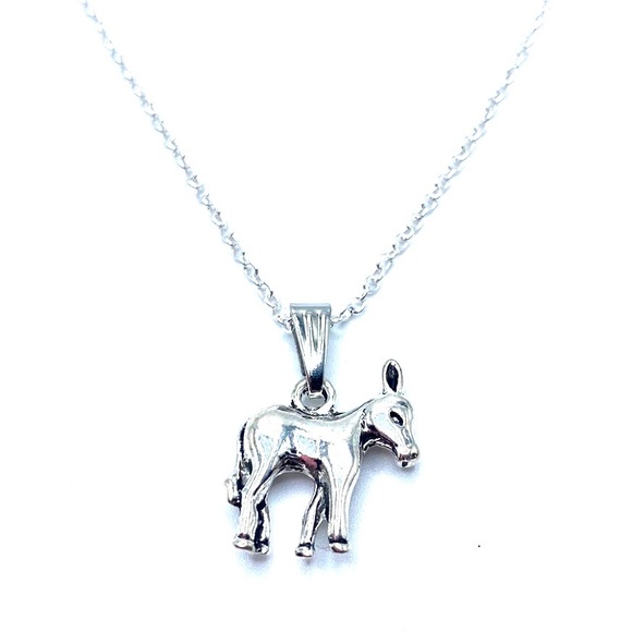 Donkey Necklace - Picture 1 of 8